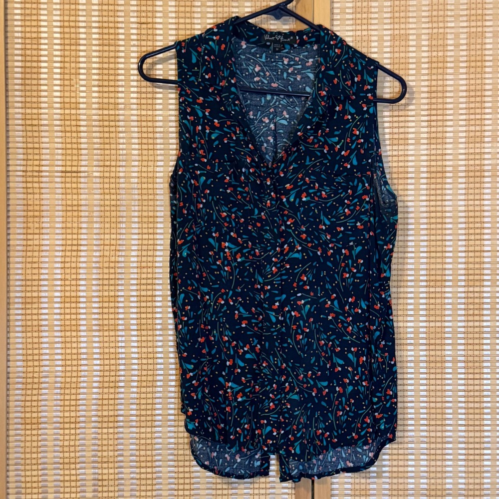 Velvet Heart Navy Floral Sleeveless Button Down Blouse Rayon Med Western Artsy